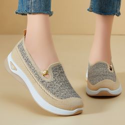 lightweight shoes for women spring autumn, casual soft sole single shoe, breathable womens shoes, comfortable mother