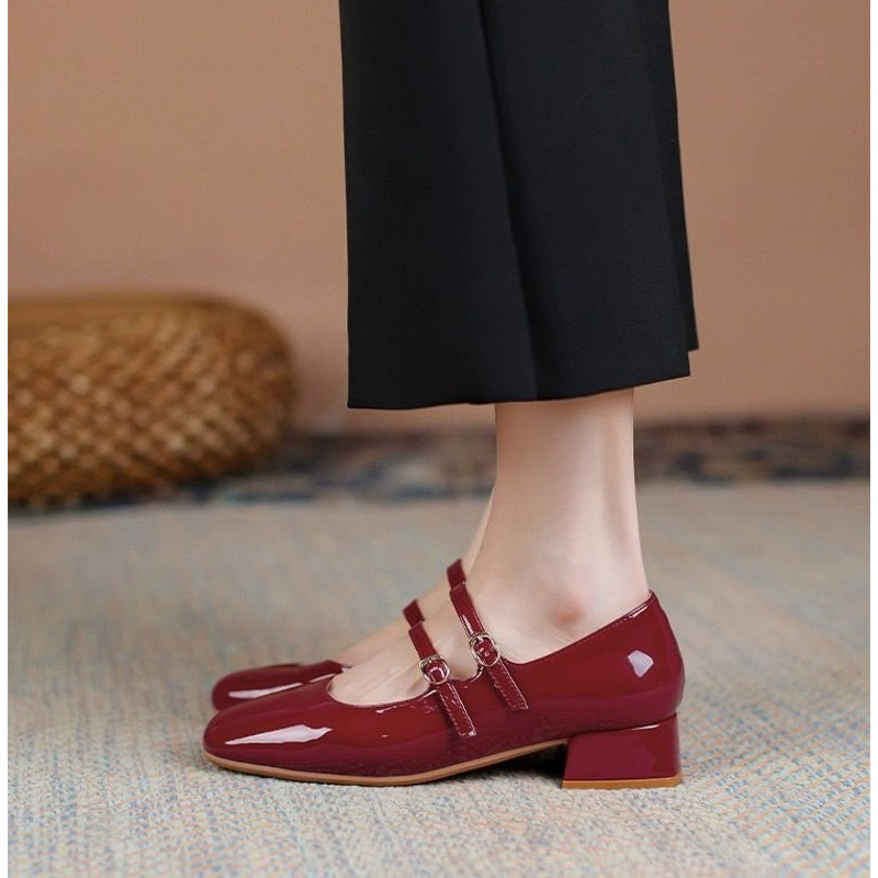 Vintage Burgundy Patent Leather Mary Jane Pumps for Women, Double Gold Buckle Low Block Heel Classic Dress Shoes