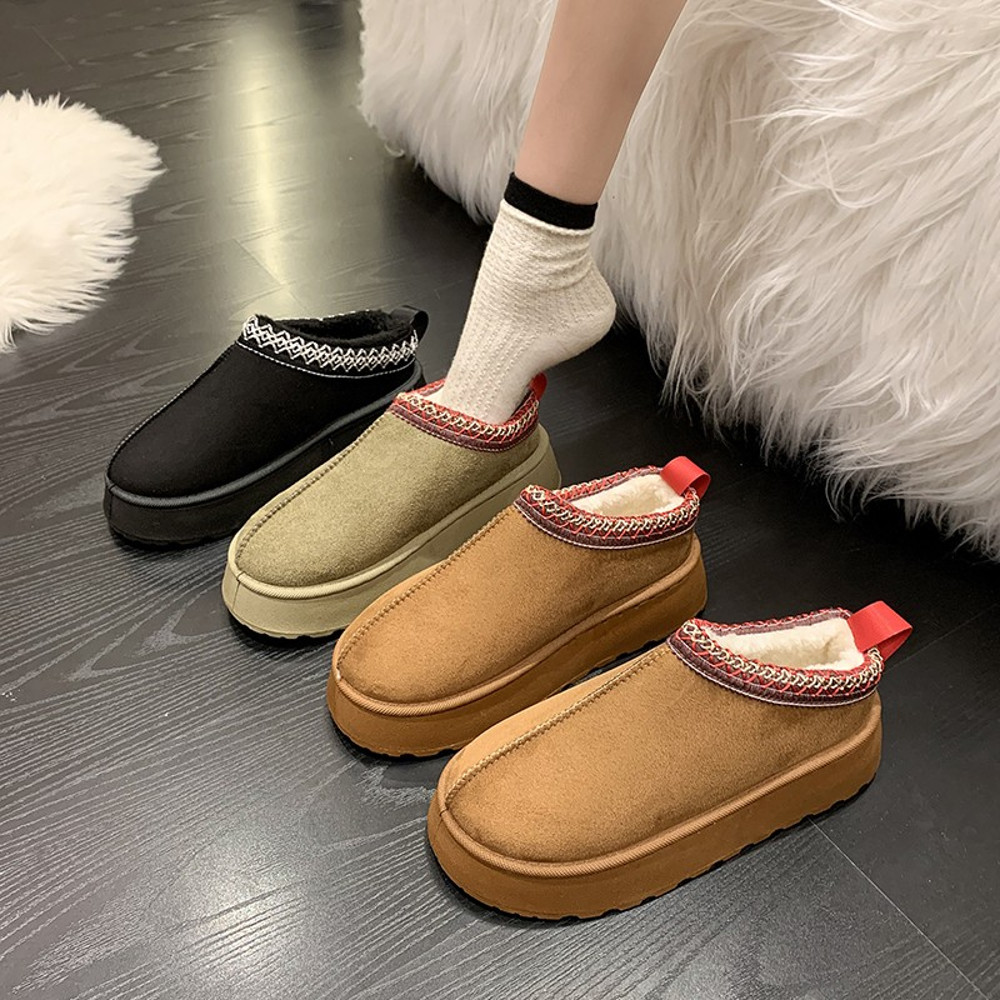 Feslishoet Winter Woman Slippers With Plush Interior Thick Bottom Anti Slip Sole Embroidered Fashio 1