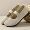 Trendy Fashion New Sneakers For Women Casual Flat SlipOn Shoes Lightweight Soft Plus Size Ladies Vu 2