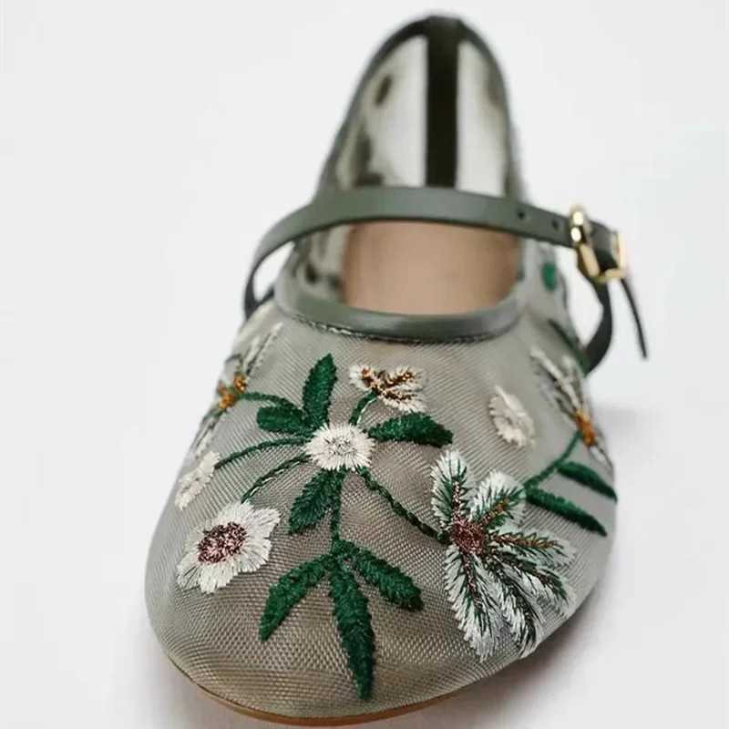 Luxury Designer Mesh Breathable Ballet Flats Women Embroidered Flower Mary Jane Shoes Lightweight L 3