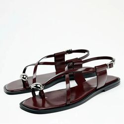 womens summer cross strap flat sandals with buckle, fashion metal over toe casual slippers, lightweight comfort beach