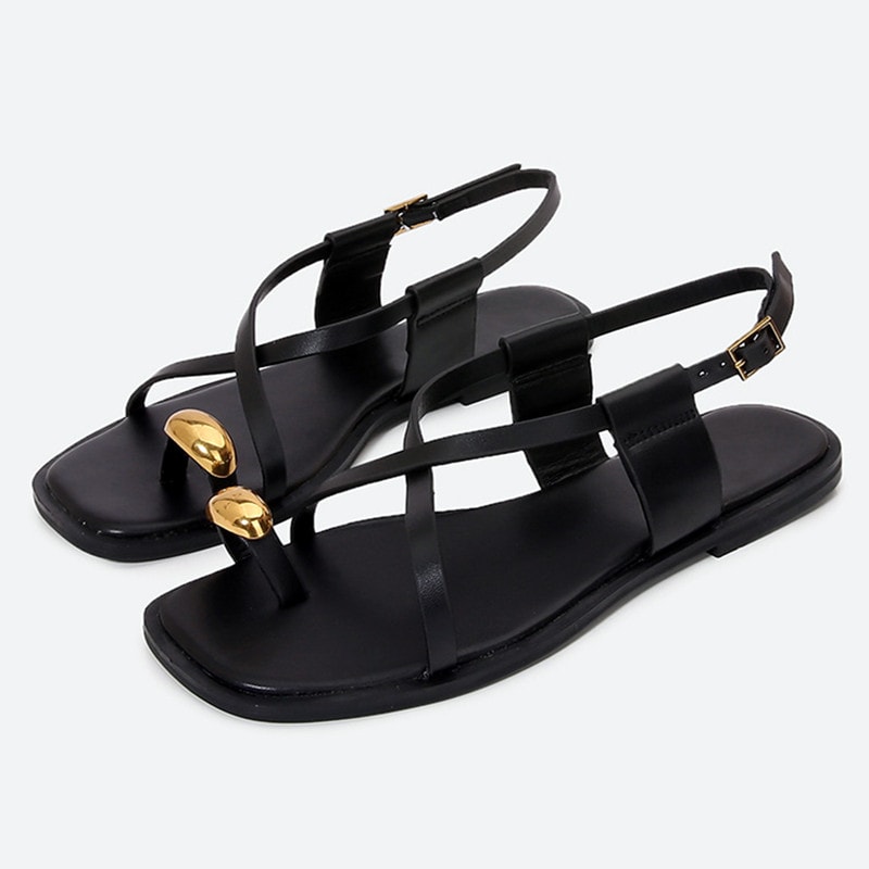 Womens Metal Buckle Gladiator Flat Sandals Luxury Designer Over Toe Ankle Strap Summer Beach Slippe 1