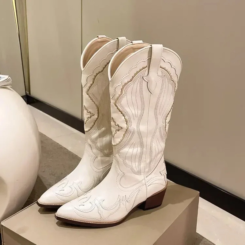 Embroidered Vintage Square Head Thick Heel Cowboy Boot For Women Stylish Autumn Western Cowboy Boot 6