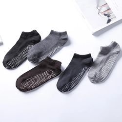 mens professional silicone anti-slip yoga socks, casual breathable sports boat socks, low cut ankle design