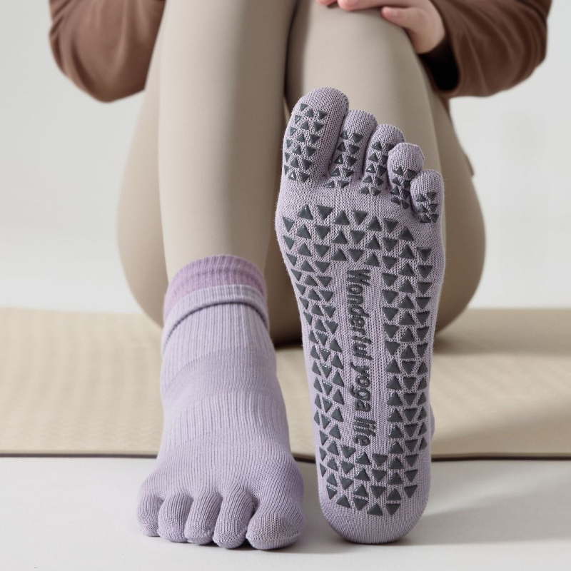 Professional Five Toes Yoga Socks Womens Breathable NonSlip Cotton Pilates Workout Socks 2