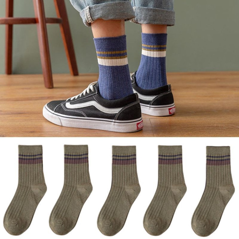 High-Quality Harajuku Retro Mens Striped Socks, Fashionable Casual Long Socks for Men, Comfortable Large Size