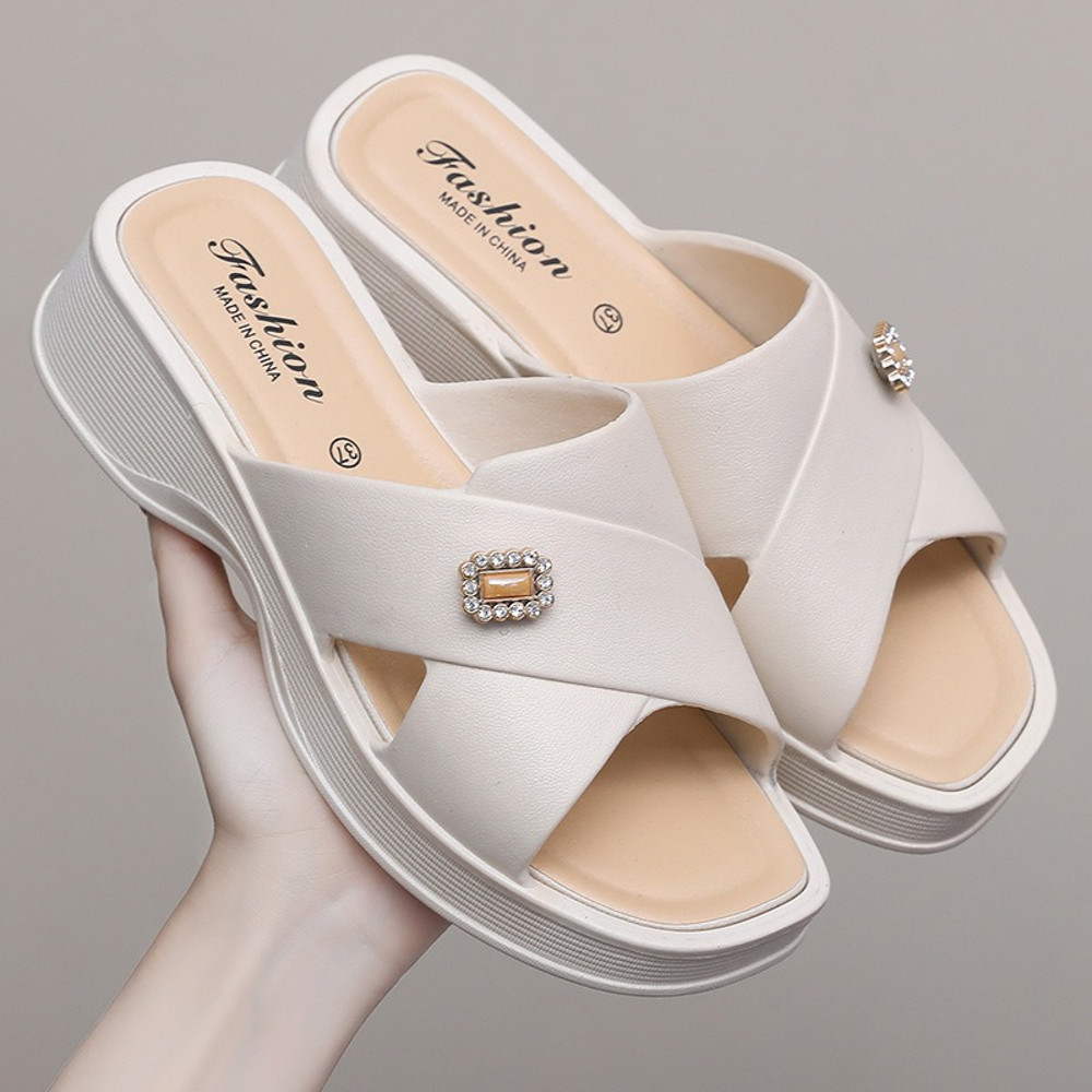 Comfortable Women Shoes Summer Slippers, Fashion Wedge Heels with Thick Sole, Soft Bottom Mother Shoes