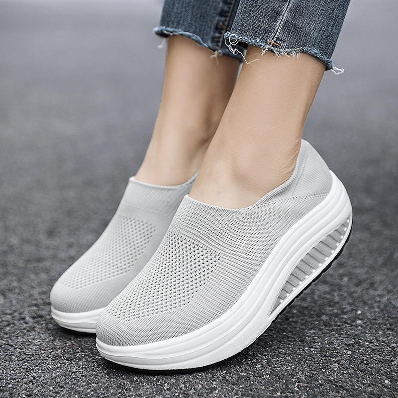 Women Shoes Chunky Sneakers Platform Trainers Slip On Sneakers Outdoor Shoes Ladies Loafers 3