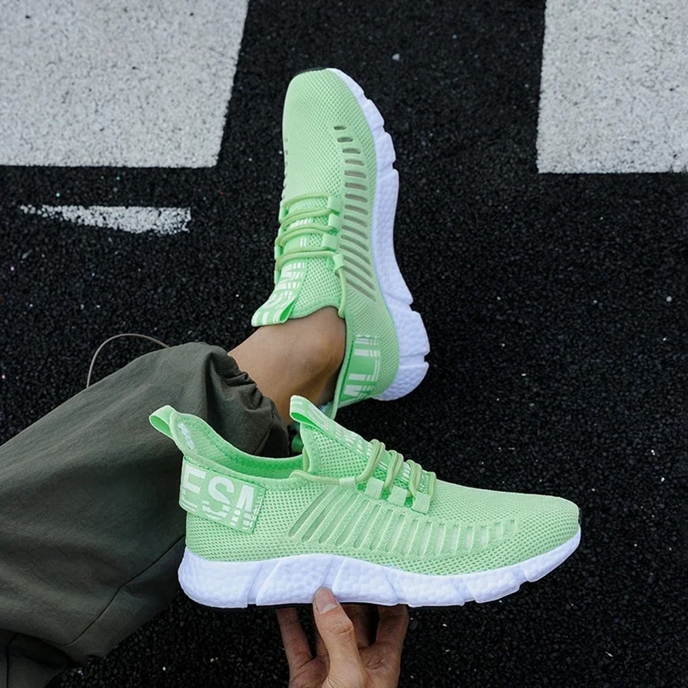 Lightweight Breathable Mesh Outdoor Casual Shoes Summer Men Sneakers Mens Shoes Fashionable Tennis 4