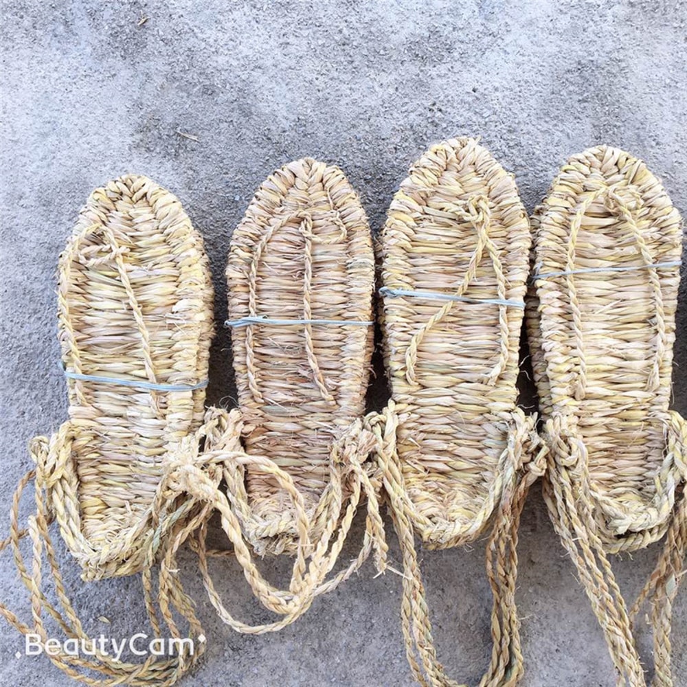 HandWoven Straw Sandals For Men And Women Japanese Anime Cos Play Shoes Retro Drift Beach Sandals F 2