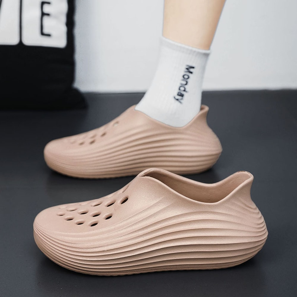 Comfortable Casual Walking Sneakers For Men Fashion Lightweight Beach Sandals Breathable EVA Summer 2