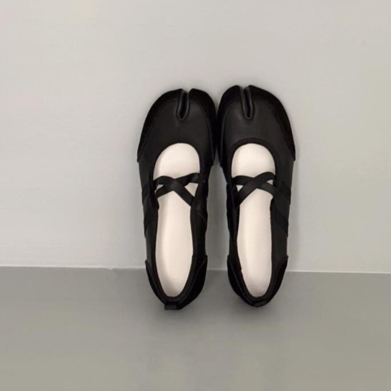 Womens Black Red Silver Ballet Flats Trainers Split Toe Ballerina Sneakers Mary Jane Summer Footwea 0