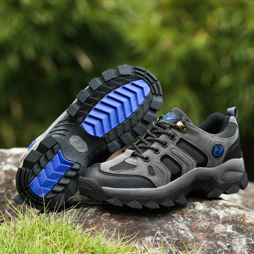 Fashion Waterproof Outdoor Hiking Shoes Men And Women Lace Up Trail Running Sneakers Warm Fur Winte 3