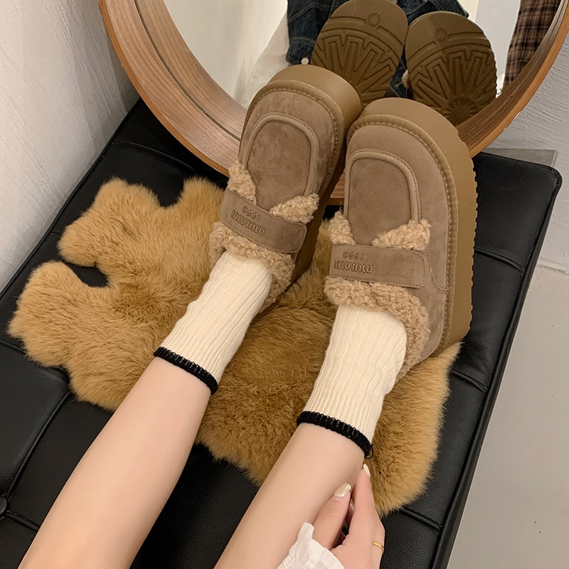 Warm Lamb Wool Winter Boots for Women Non Slip Thick Bottom Ankle Snow Boots Cotton Padded Flat Thicken Plush Shoes