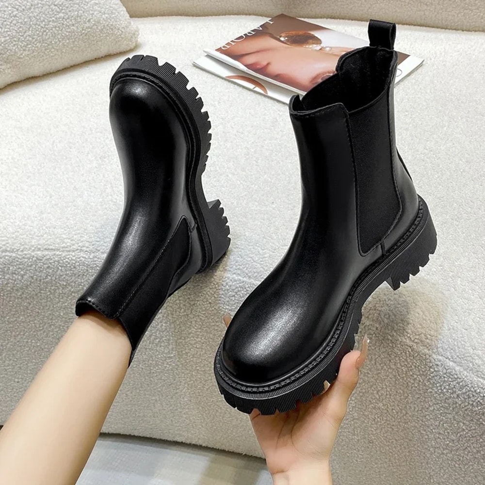 Women Elegant Autumn Fashion Short Boots New Thicksoled Comfortable Shoes For Outdoor Winter 1