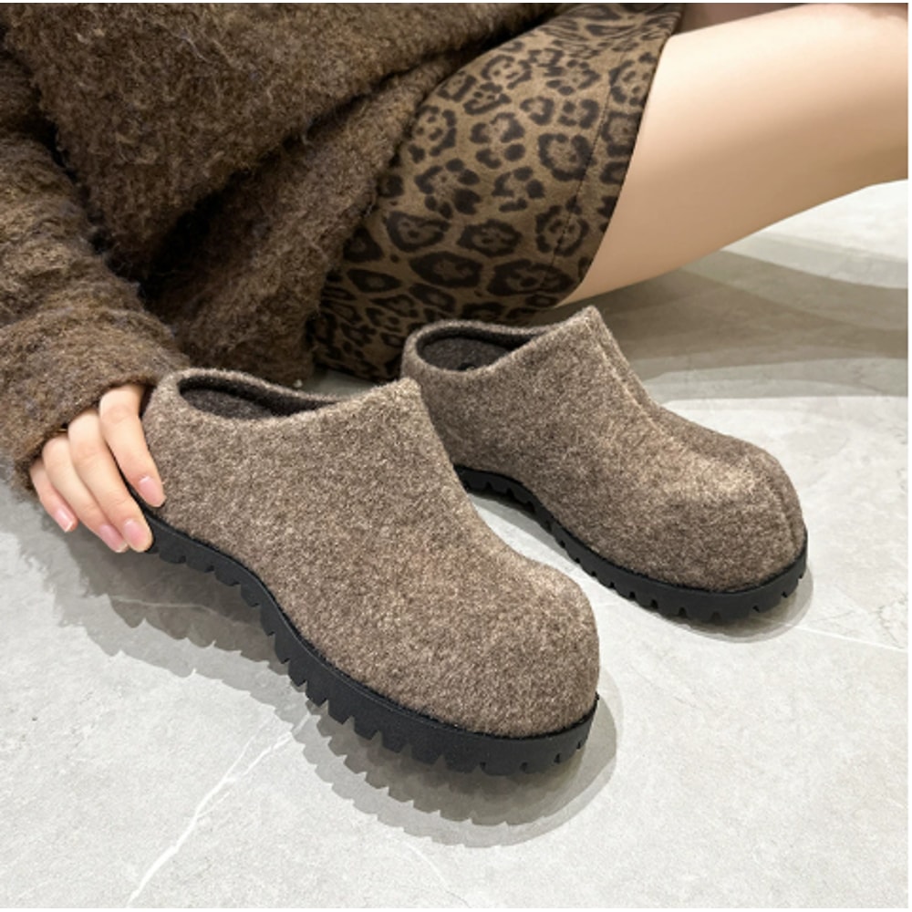 Womens Slippers Retro Platform Slippers Women Autumn Flannel Closed Toe Round Toe Wear 4