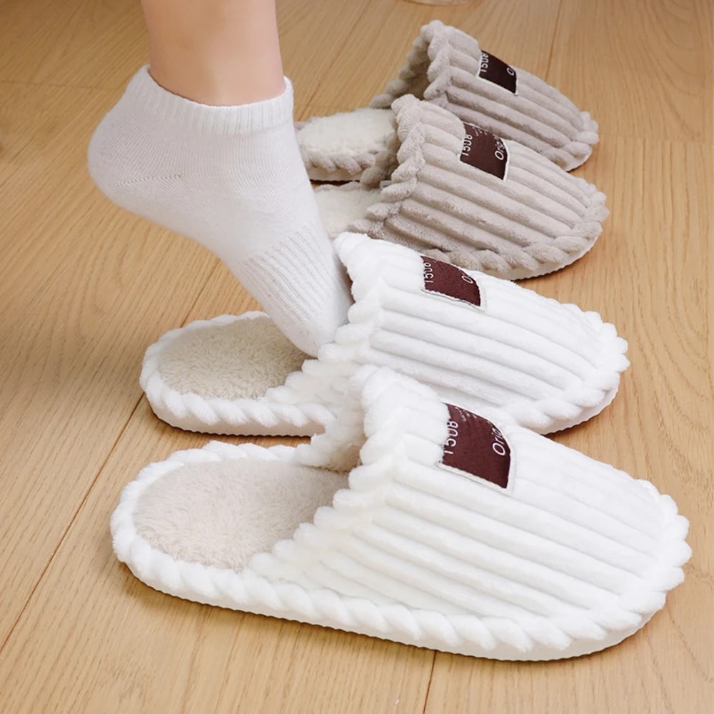 Lightweight Warm Corduroy Winter Slippers For Couple Non Slip Indoor Plush Slippers For Women Comfo 1