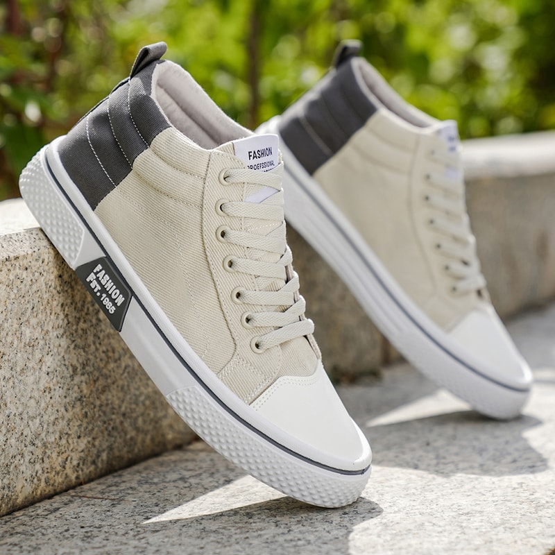 Fashionable Men's Canvas Shoes Comfortable Mid-top Outdoor Hiking Shoes Lightweight Design