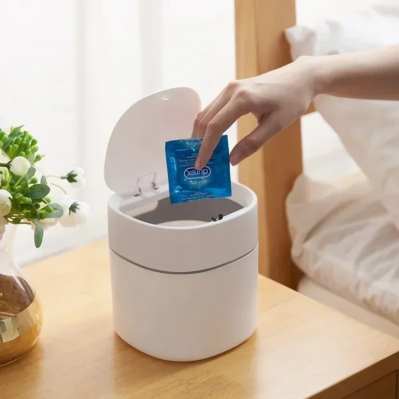 Mini Small Waste Bins Home Table Desktop Garbage Basket Plastic Trash Can Office Supplies Dustbins