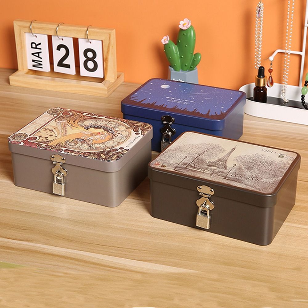 Vintage Large Capacity Tinplate Box With Lock Key Desktop Storage Case Metal Jewelry Box Empty Stor 1