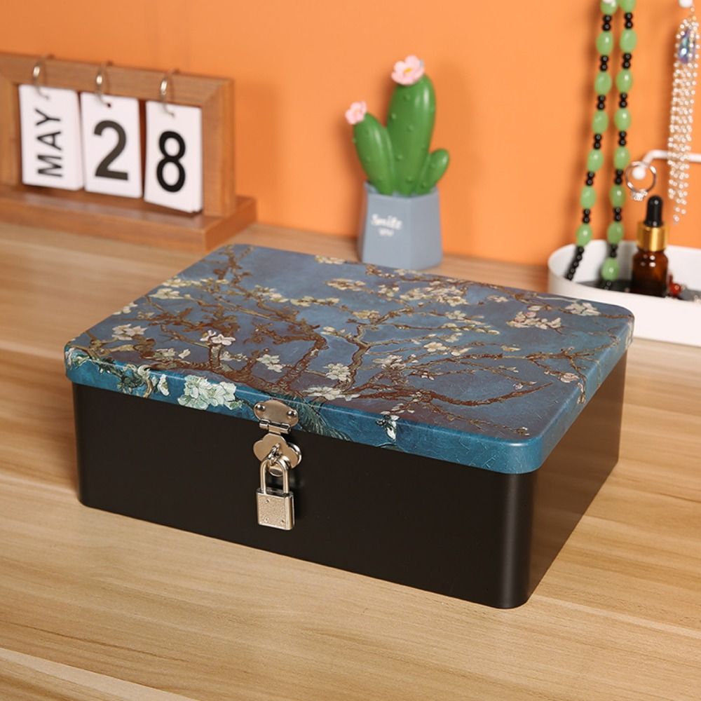 Vintage Large Capacity Tinplate Box With Lock Key Desktop Storage Case Metal Jewelry Box Empty Stor 4