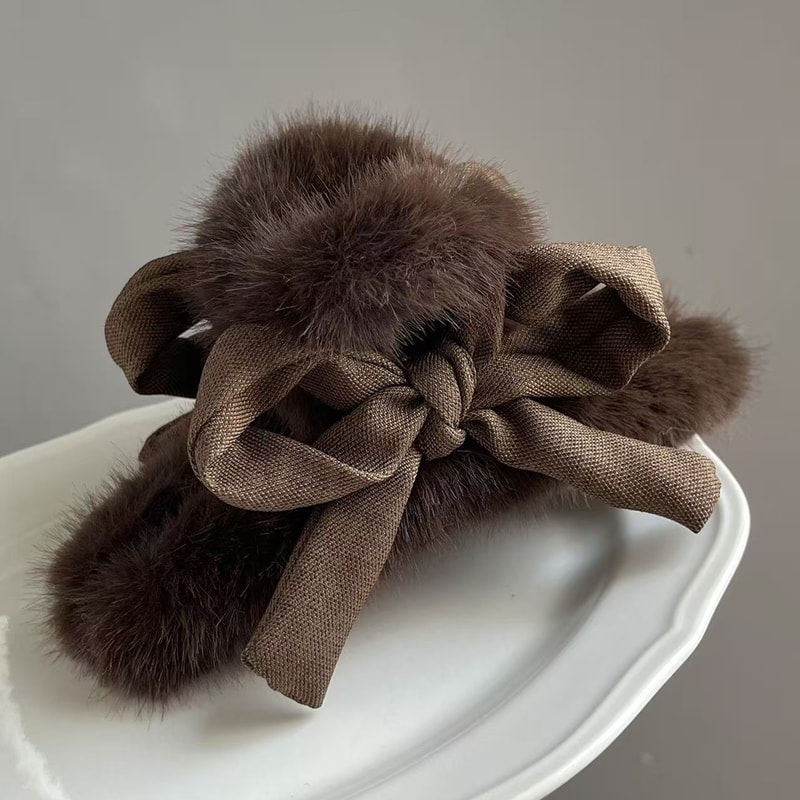 Autumn/Winter Fashion Rabbit Fur Bow Hair Clip, Women's Large Plush Shark Clip Hairpin Back Head