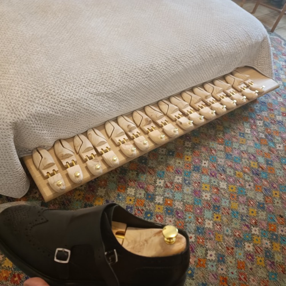 Twin Tube HighGrade Solid Wood Shoe Shaper Adjustable Mens Shoe Tree Pine Wood Spring Design For Op 4