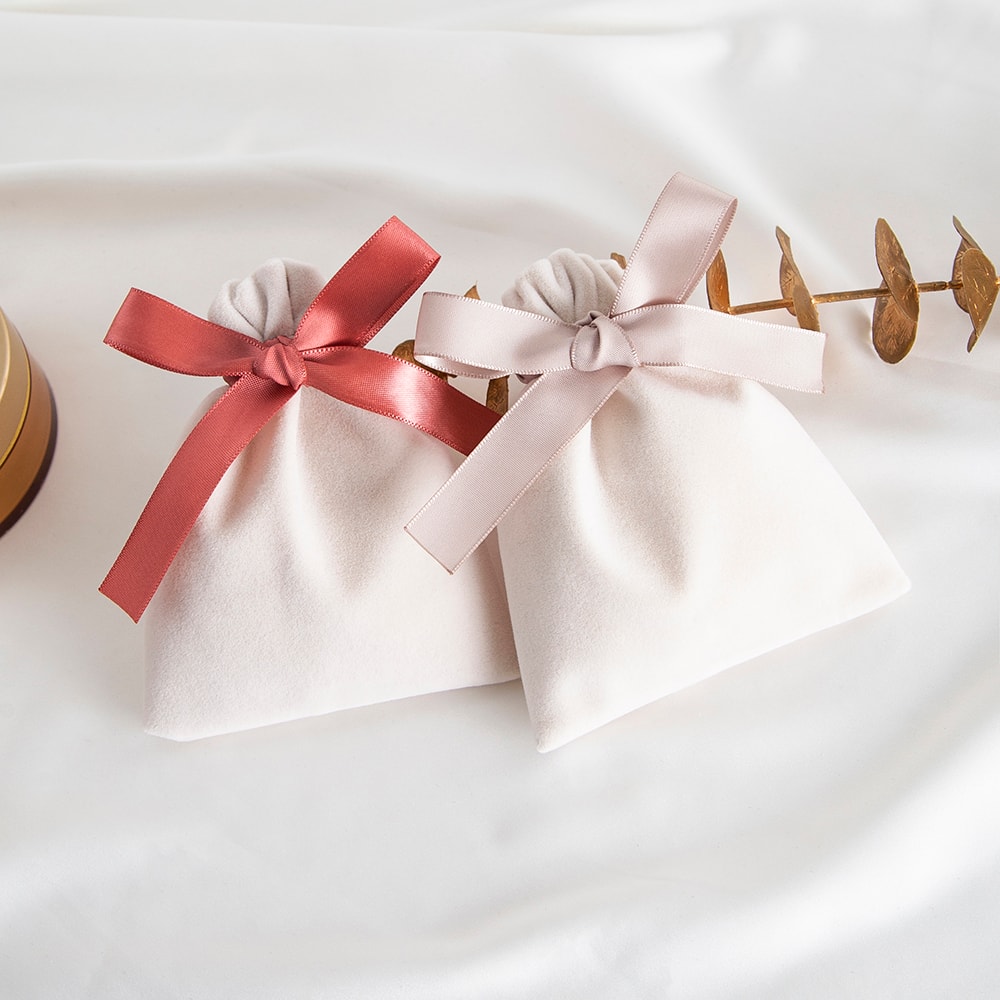 Beige Velvet Bag Jewelry Pouch, Suede Wedding Favors, Gift Packaging for Earrings, Bracelets, Candy