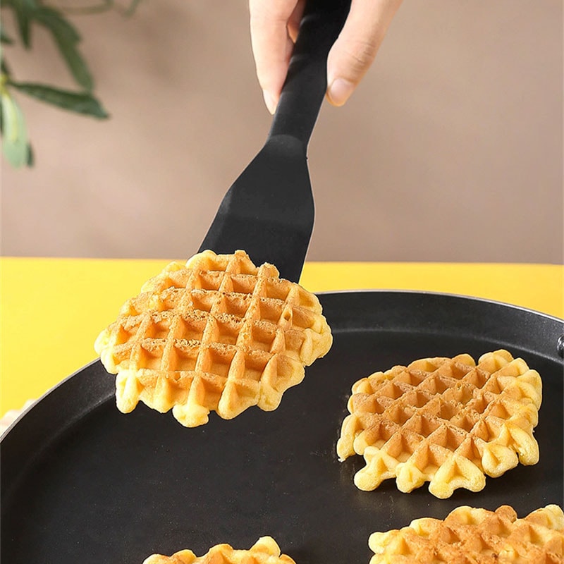 High Heat Resistant Silicone Frying Shovel, Non-Stick Kitchen Tool, Pancake Fried Egg Transfer Spatula, Cooking Leakage