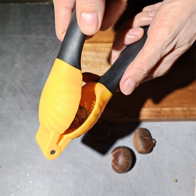 Multi-Purpose Nut Cracker Tool, Chestnut Clamp Ergonomic Chestnut Opener, Plastic Handles Nut Cracker Sheller Cutter