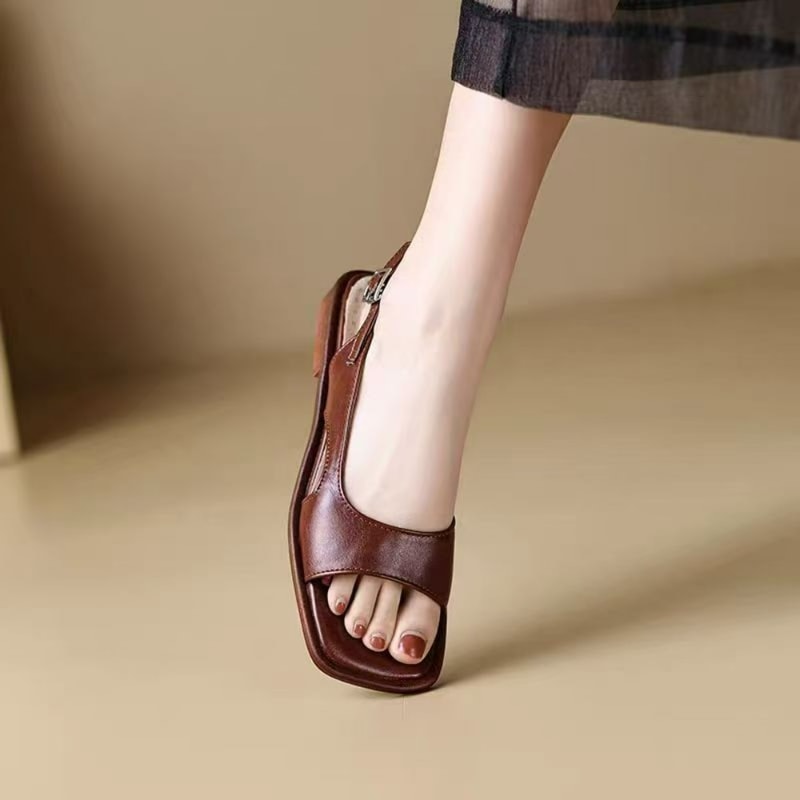 Summer Fashionable Versatile Women Shoes Fashion New Retro Square Head Women Shoes Thick Heel Open Toe Sandals Female