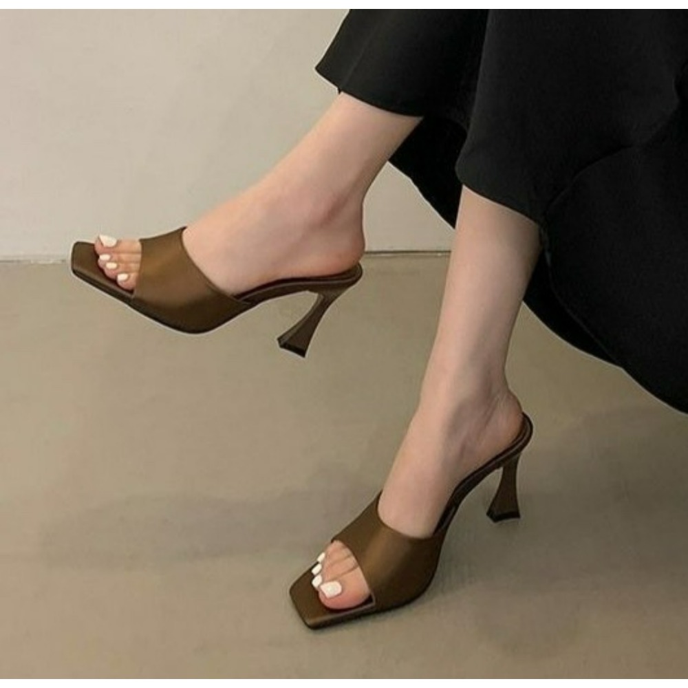 High Quality Cozy Silk Wide Square Toe Women Slippers, Sandals, Strange Heels, Mules Slides, Summer Party Dress Shoes