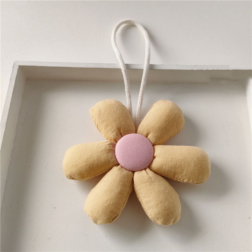 Cloth Floral Shape Keyrings, Stuffed Flower Bag Pendant, Candy Color Accessories for Handbags