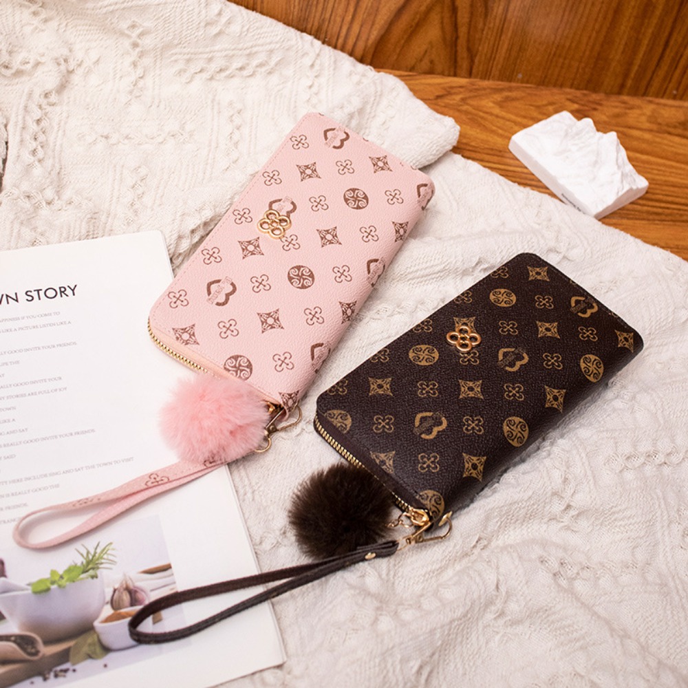Fluffy Ball PU Leather Women Long Wallet, Portable Card Holder, Large Capacity Clutch Bag with Printed Decoration
