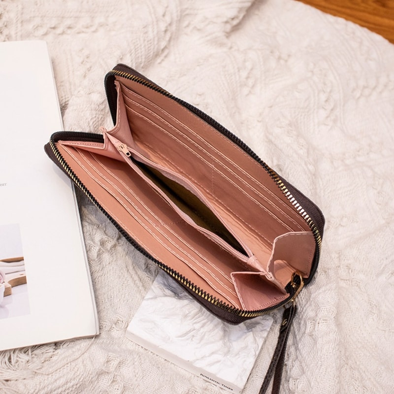 Fluffy Ball PU Leather Women Long Wallet, Portable Card Holder, Large Capacity Clutch Bag with Printed Decoration