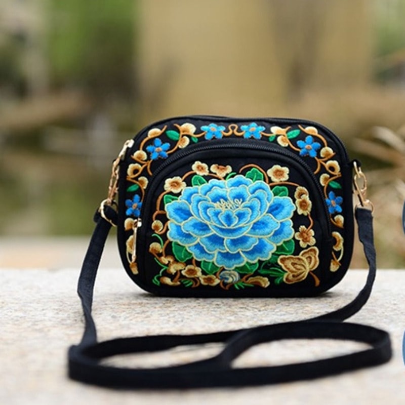 Ethnic Style Women Shoulder Bag, Vintage Zipper Floral Embroidered Travel Pouch