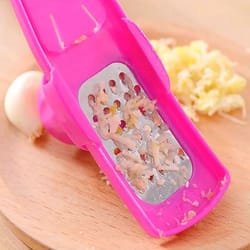 manual grinder crusher chopping tool for kitchen ginger, household masher