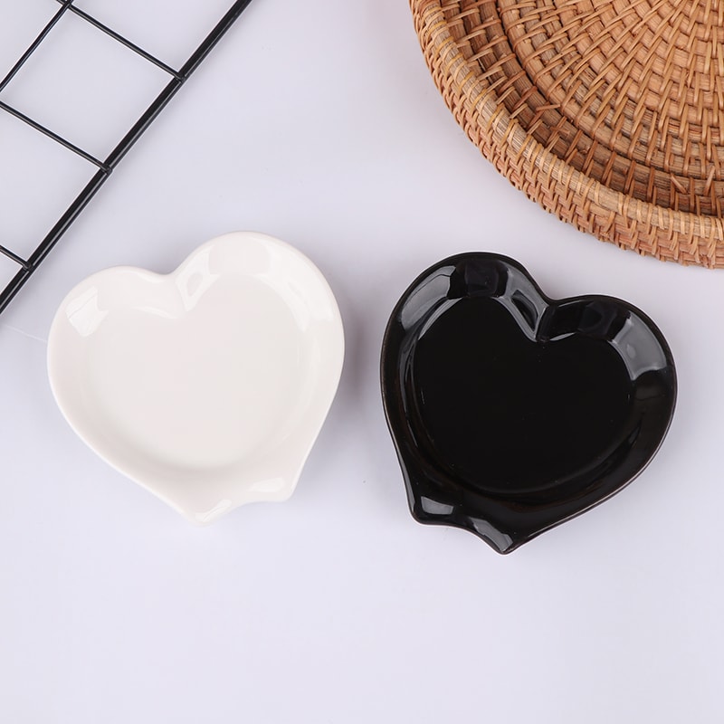 Creative Heart Shaped Ceramic Spoon Rest Pad, Coffee Spoon Holder, Soup Ladle Rack Kitchen Organizer