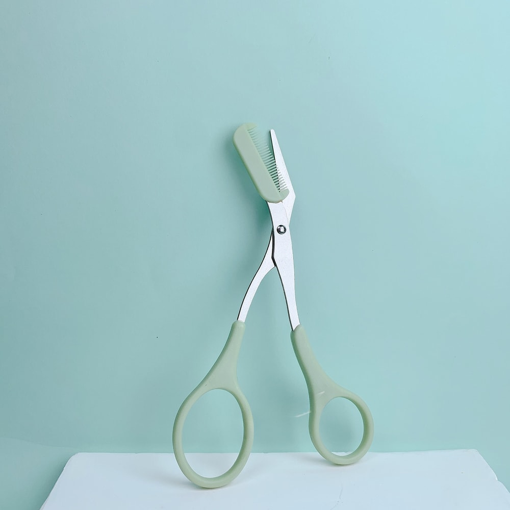 Pink Eyebrow Trimming Scissors With Builtin Comb Stainless Steel Precision Grooming Tool 6