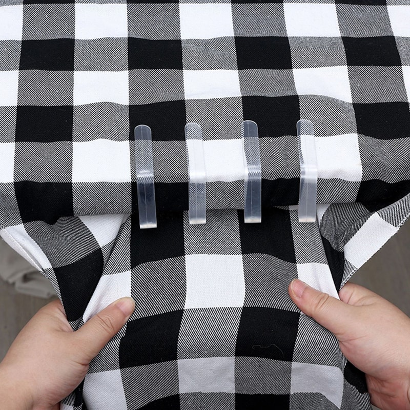Plastic Tablecloth Clamps Transparent Anti Slip Fixing Buckle For Household Table Corner 4
