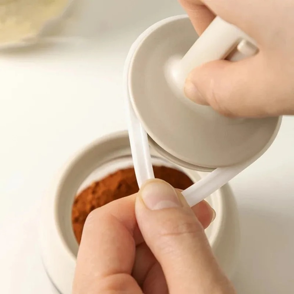 Glass Seasoning Bottles With Telescopic Spoons LeakProof Salt Storage Jars For Kitchen Spices 4