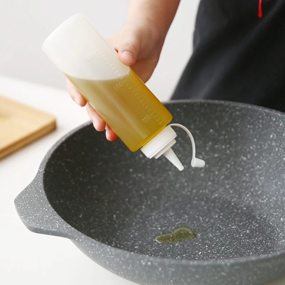 Condiment Squeeze Bottles For Salad Sauce Mustard Mayo Olive Oil Storage Kitchen Supplies 0