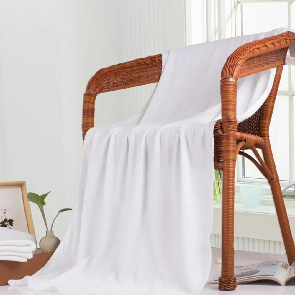 Large Microfibre Bath Towel, Comfortable Beach Towel, Fast Drying, Water Absorbent, Breathable Towel