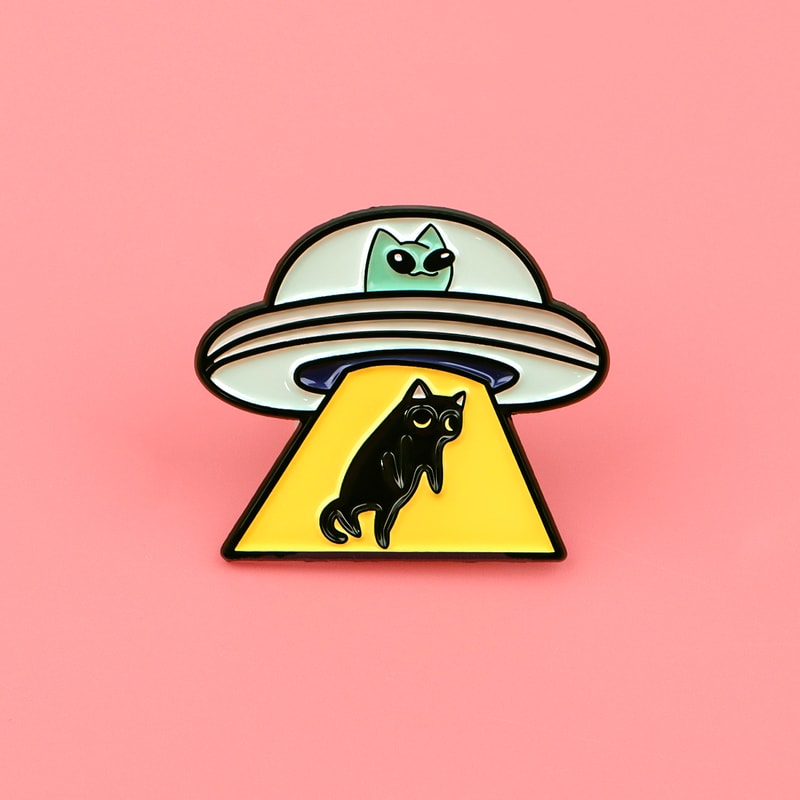 UFO Alien Enamel Pin with Black Cat Design Unique Lapel Pin for Cosplay Accessories Lovers