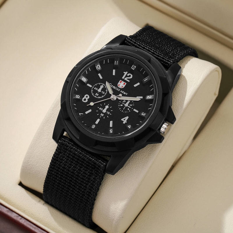 Men's Military Quartz Watch with Casual Nylon Band Durable Sports Watch for Men