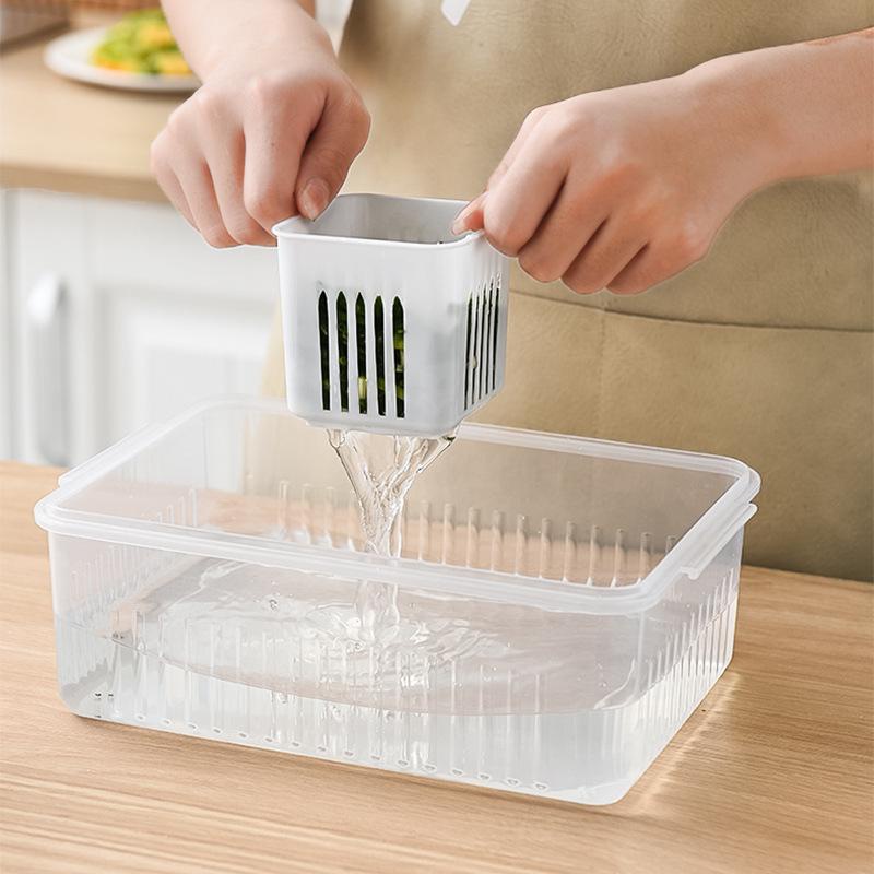 FreshKeeping Food Storage Box For Refrigerator Vegetable Fruit Drain Basket 4