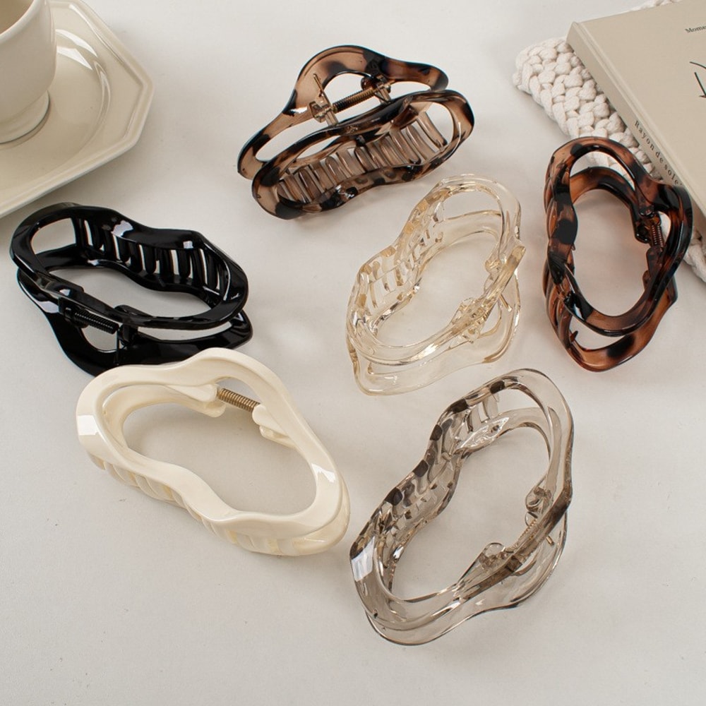 Tortoiseshell Large Hair Claw Clip Stylish Hollow Out Strong Hold Hair Clip for Women