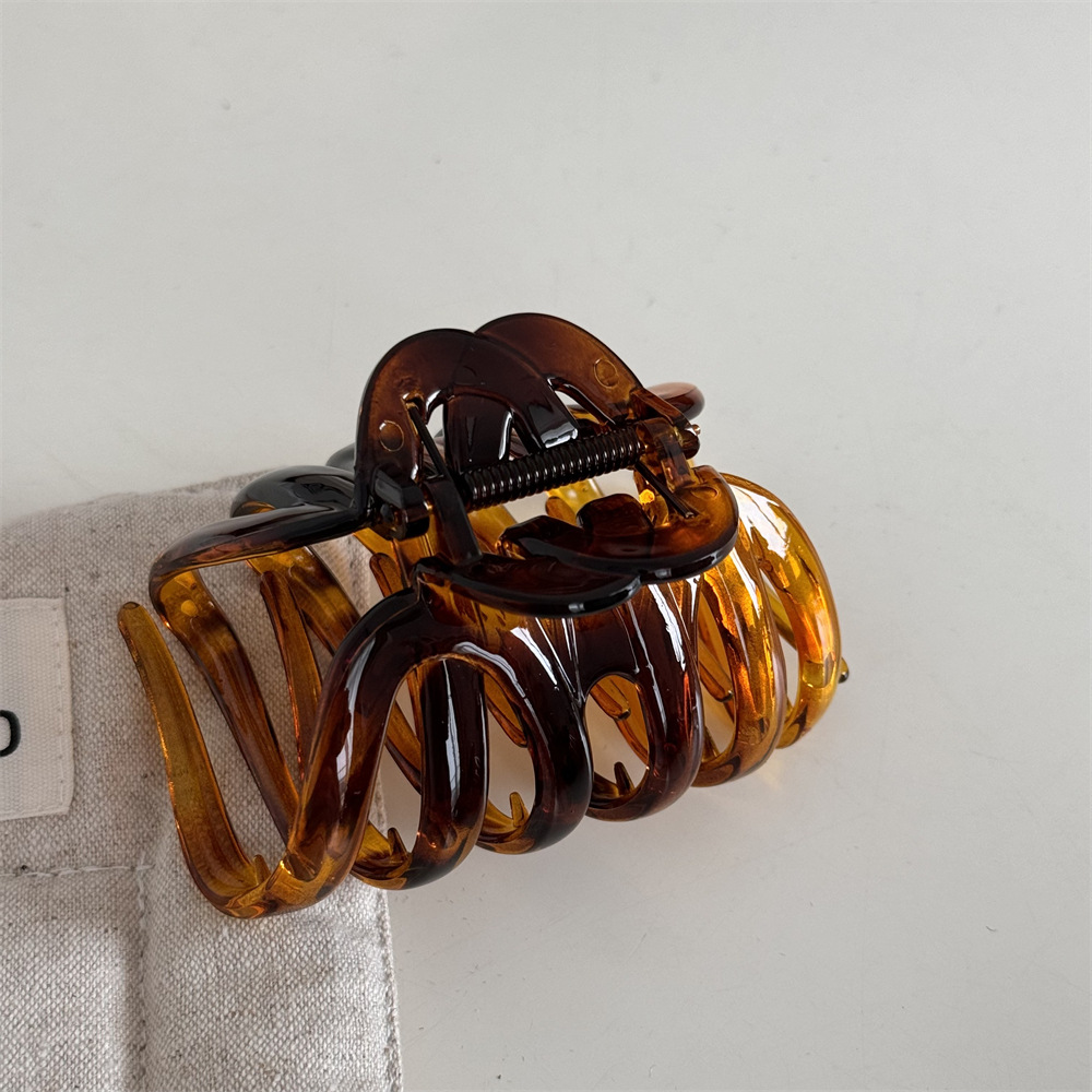 Large Hollow Hair Claw Clip for Women Strong Hold Ponytail Hair Clip