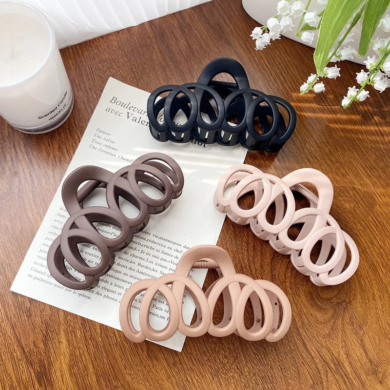 Elegant Frosted Bow Hair Claw Clip Minimalist Hair Accessory for Effortless Style